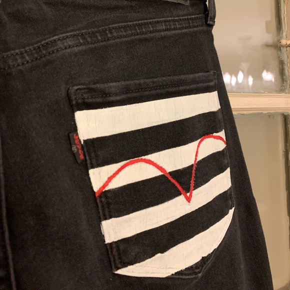 Levi’s Custom Painted Jeans - Picture 5 of 6